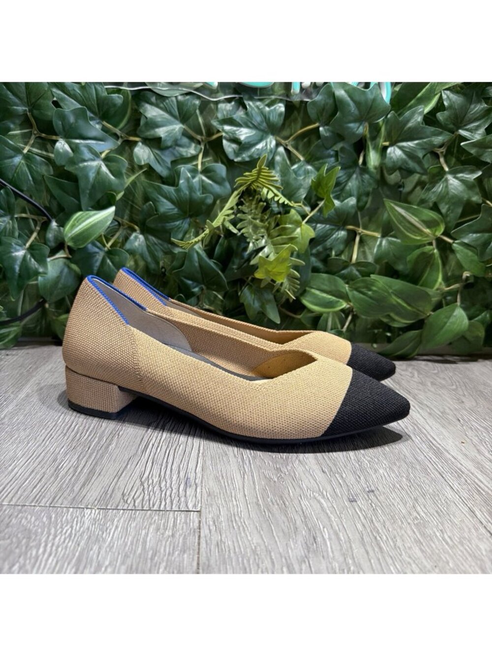 Rothy's The High Point Block Heel Wren Captoe Colorway Beige/Black Sz 8